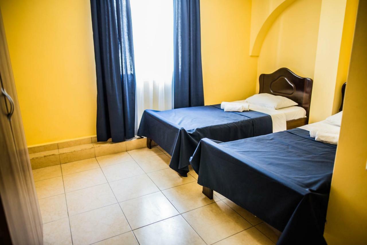 Central Apart-Hotel Batumi Zewnętrze zdjęcie