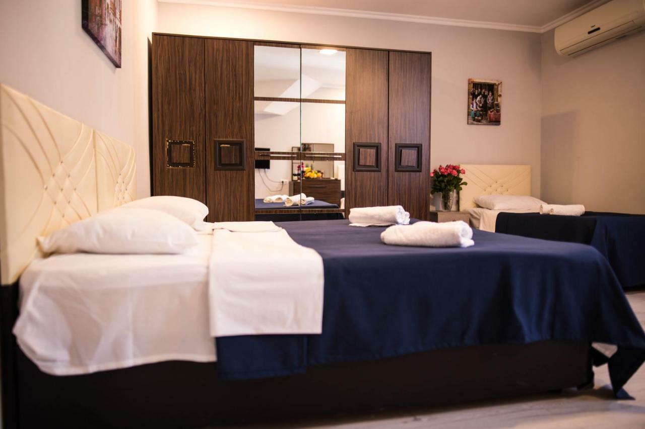 Central Apart-Hotel Batumi Zewnętrze zdjęcie